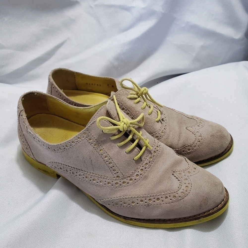 Cole Haan Lunargrand Wingtip Oxford Shoes Womens Size 7 Khaki Yellow Suede